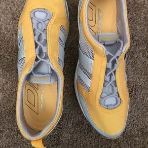 Yellow Sneakers Size 8 Women